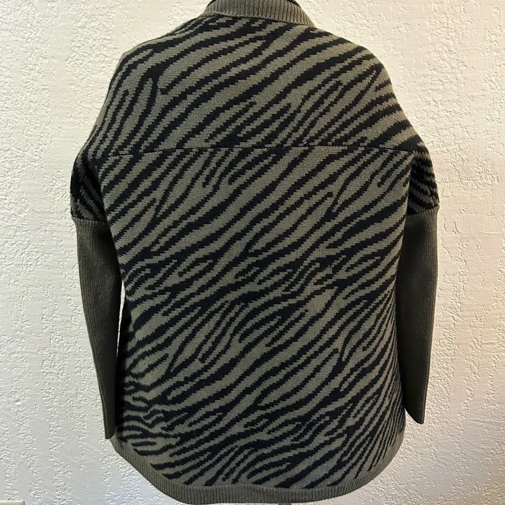 Zoe Couture wool Cashmere Striped animal print open front cascade Sweater M